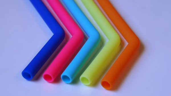 Comparing alternatives to single-use plastic straws - Organic Straw
